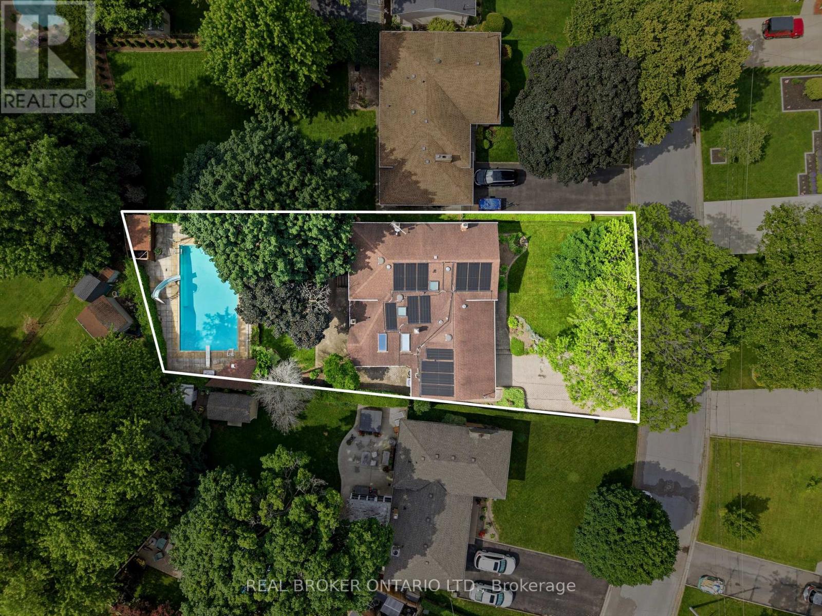 23 KINGS GRANT ROAD - 38