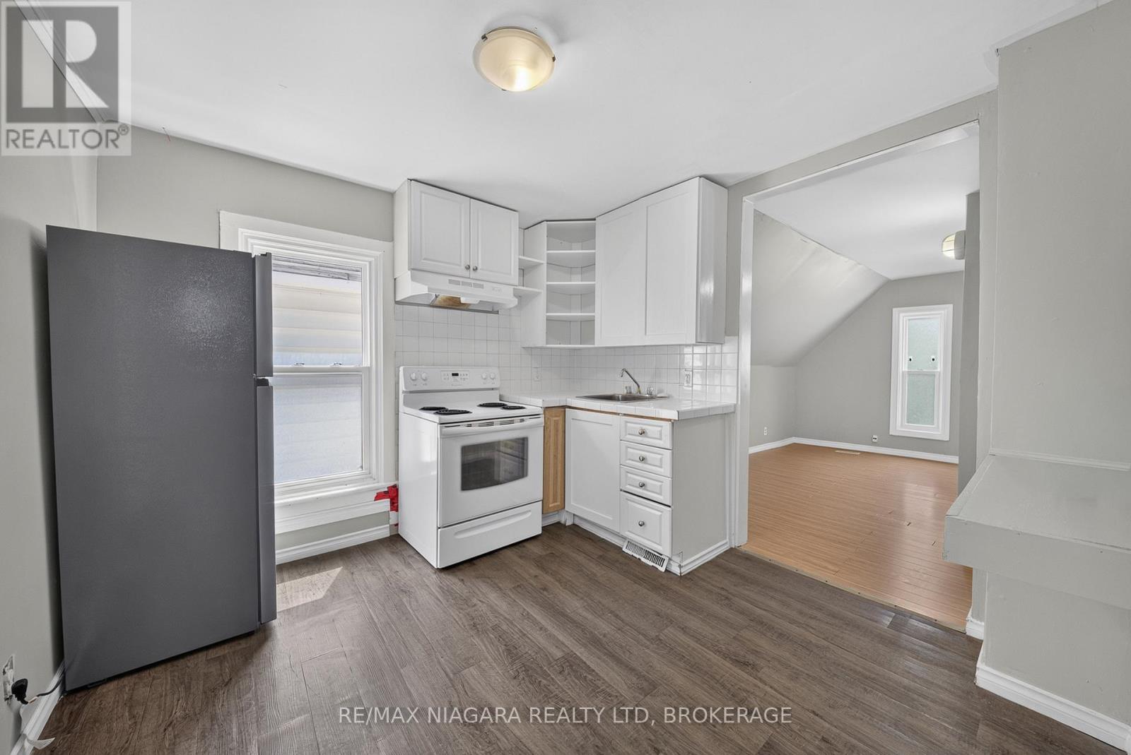 4454 HURON STREET - 11
