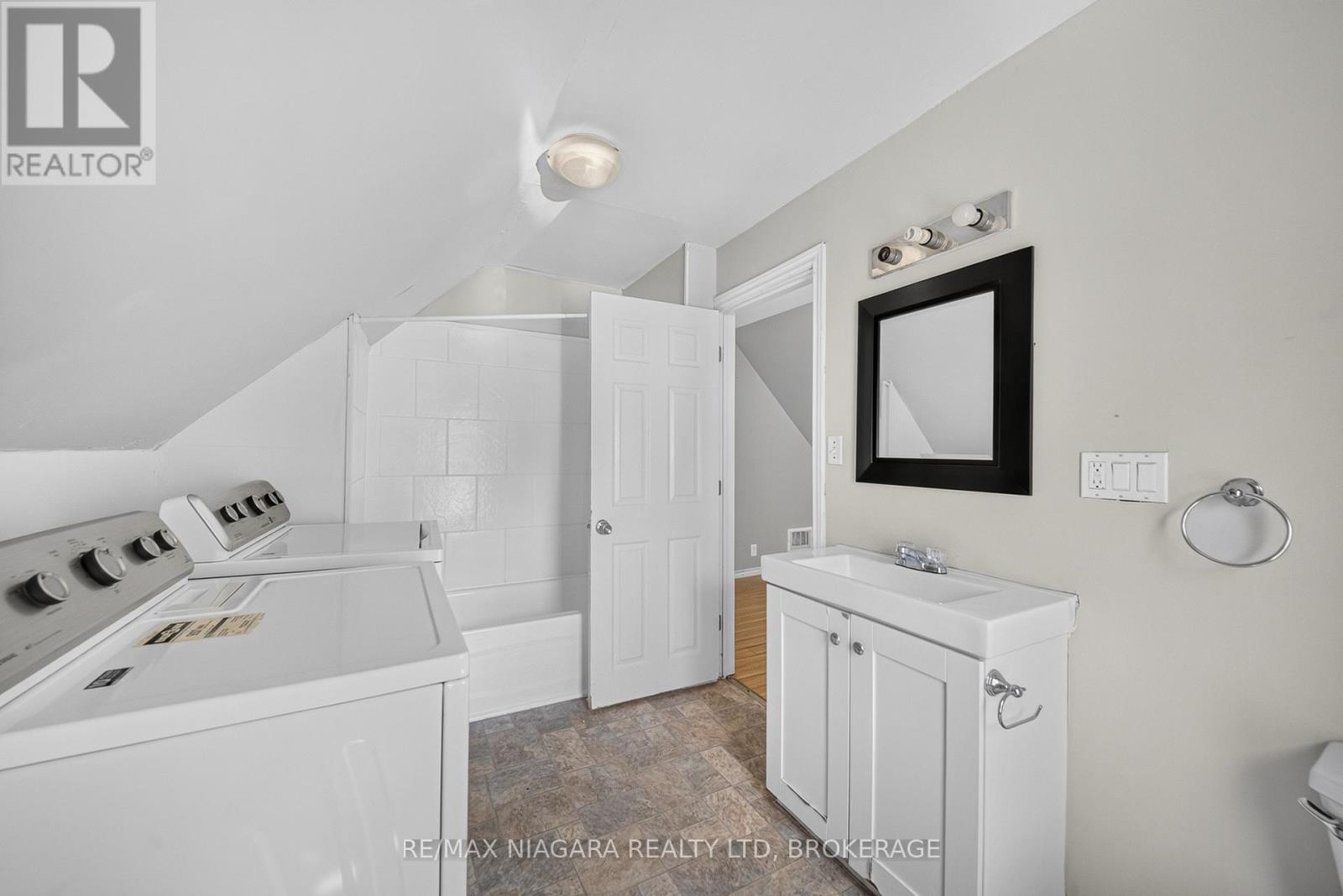 4454 HURON STREET - 17