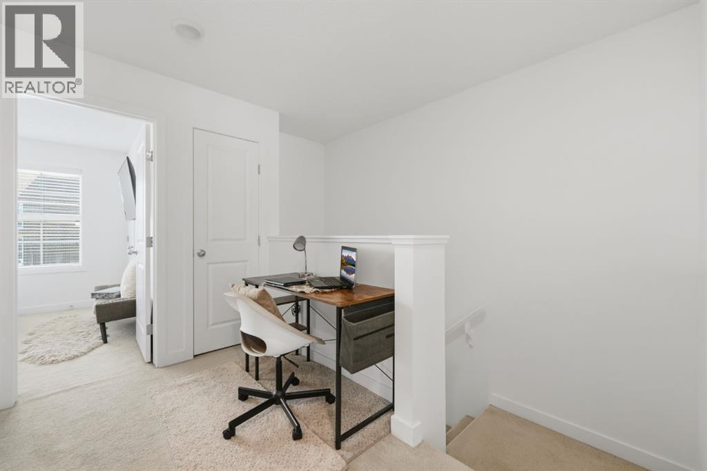 186 Silverado Boulevard SW - 21