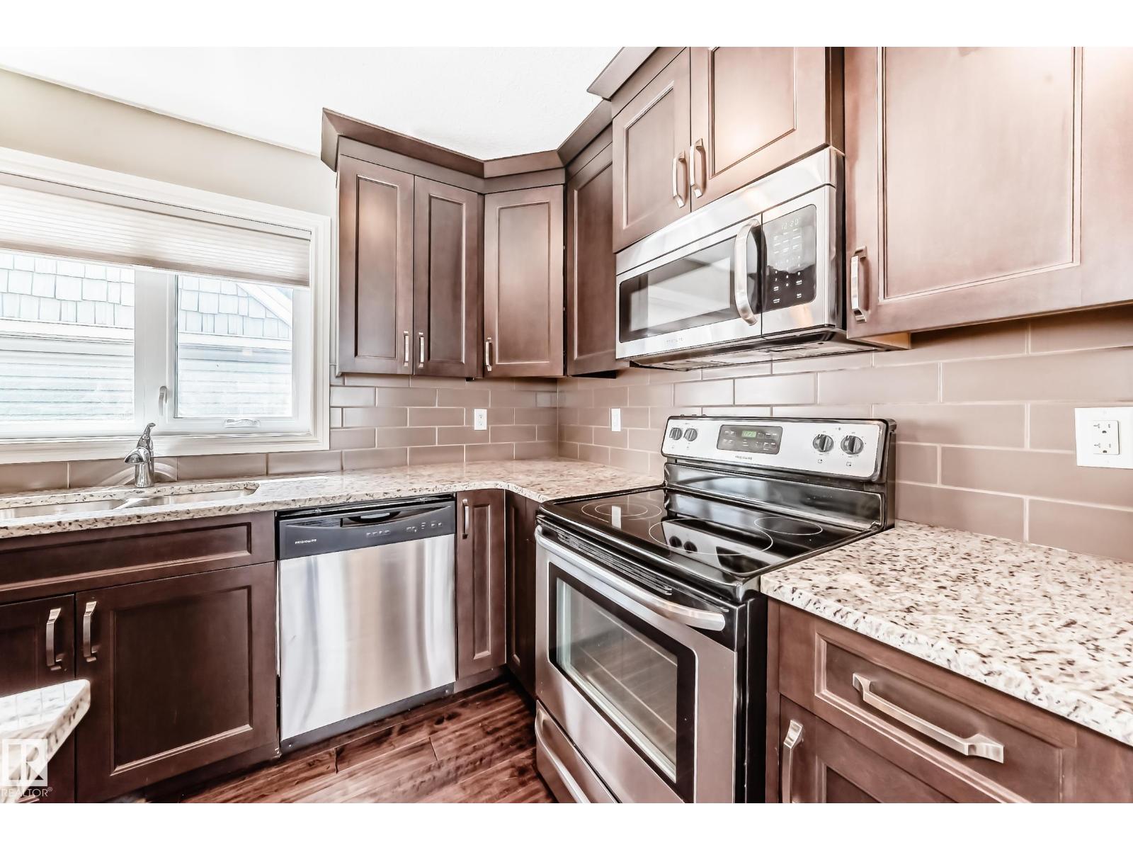 10519 114 AV NW - 13