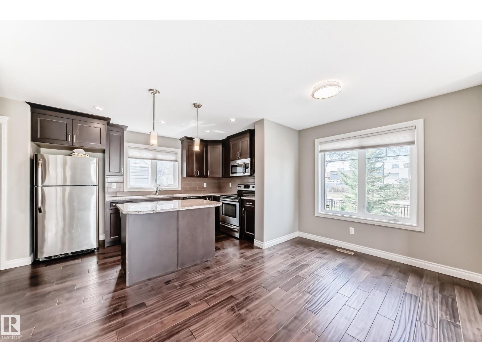 10519 114 AV NW - 16