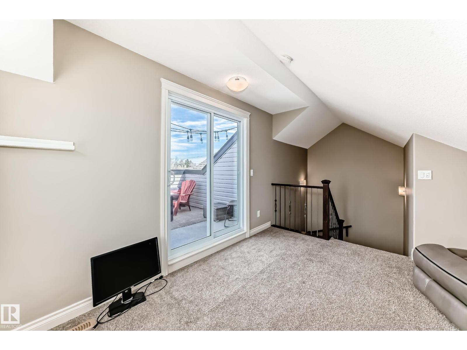 10519 114 AV NW - 40