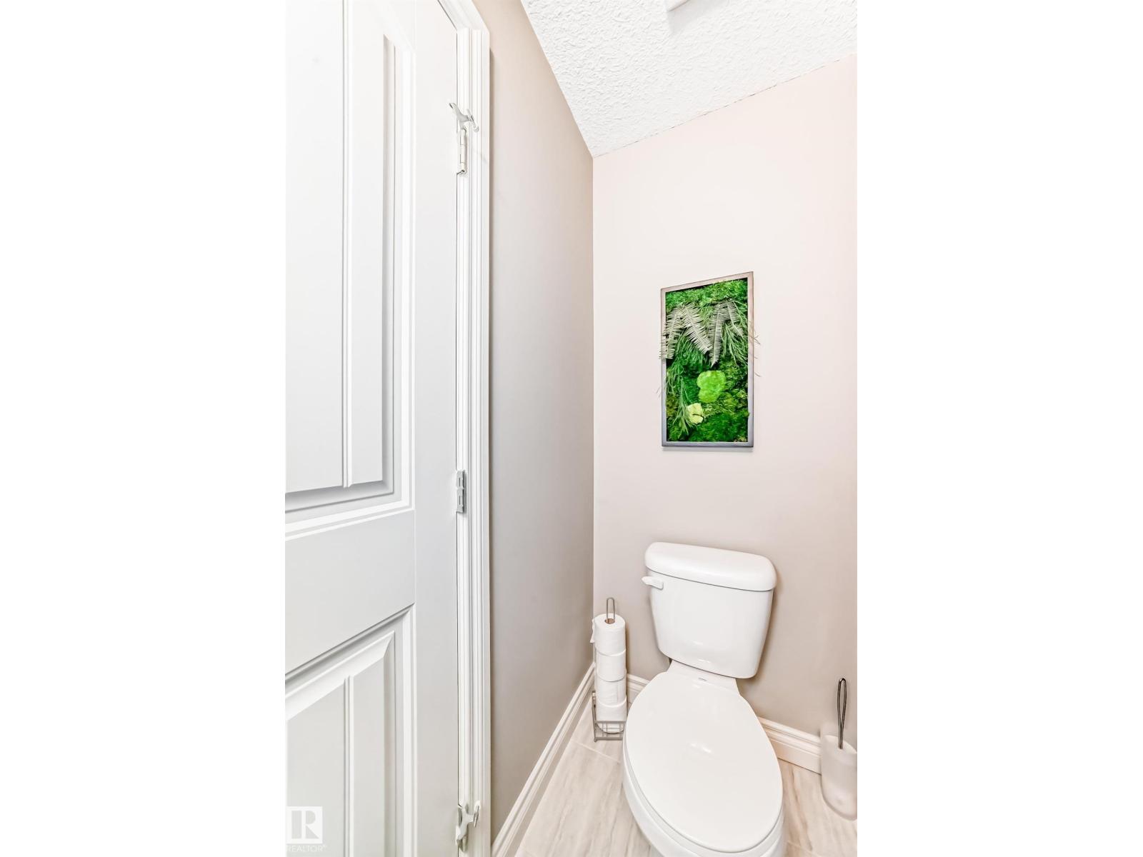 10519 114 AV NW - 55