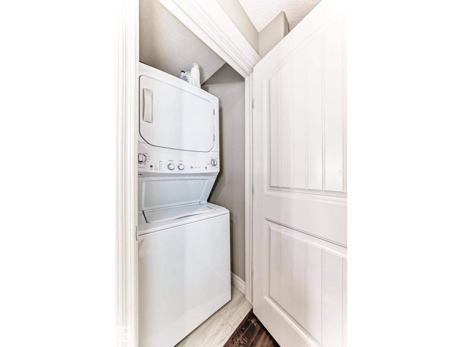 10519 114 AV NW - 56