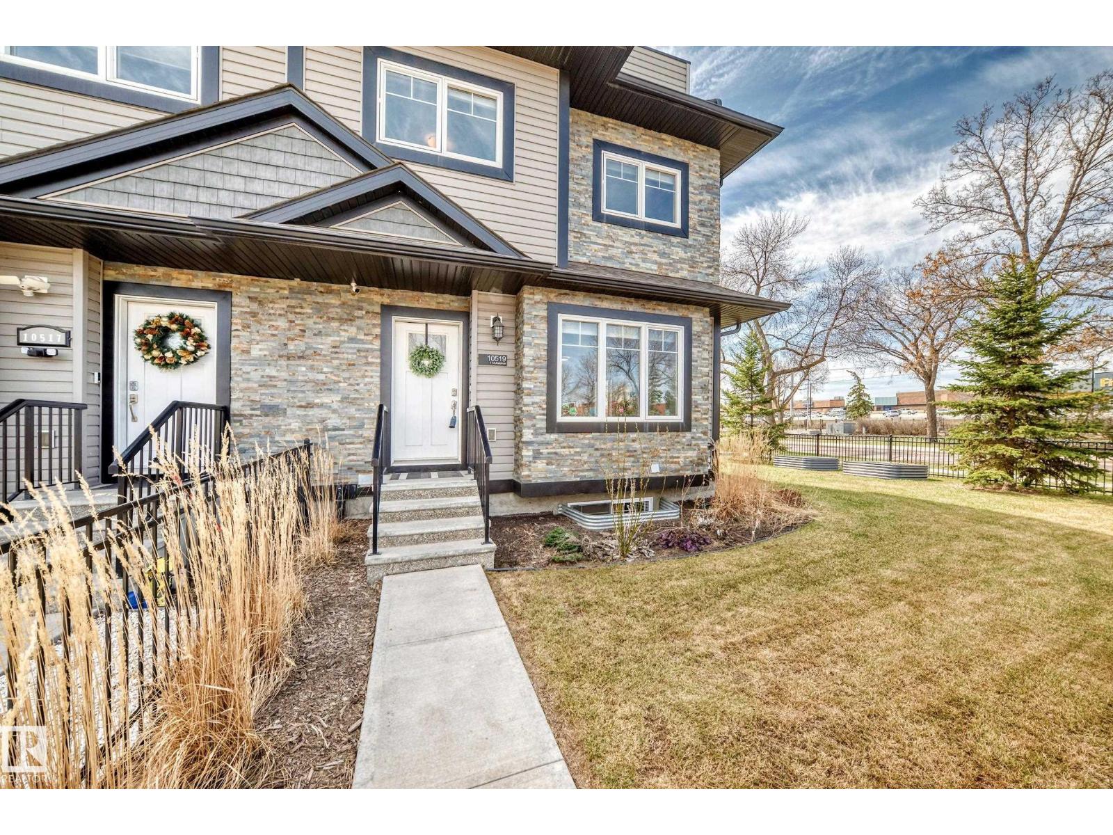 10519 114 AV NW - 67