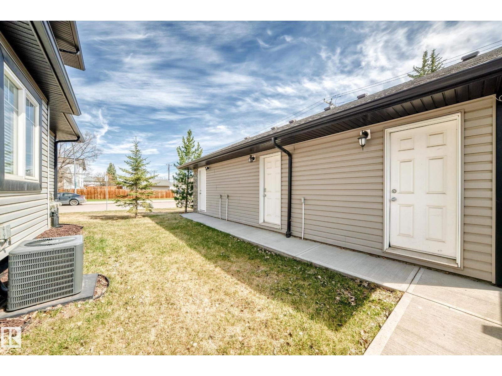 10519 114 AV NW - 74