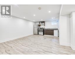 Bsmt - 99 Cherrywood Drive, Newmarket, ON L3Y2X6 Photo 11