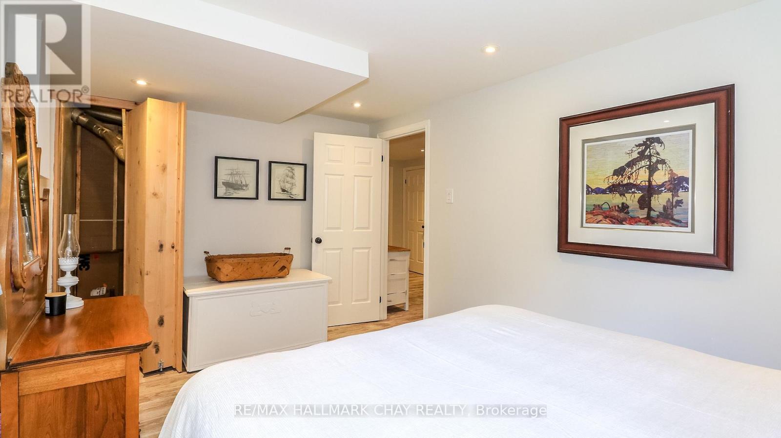 2281 SCYTHES STREET - 30