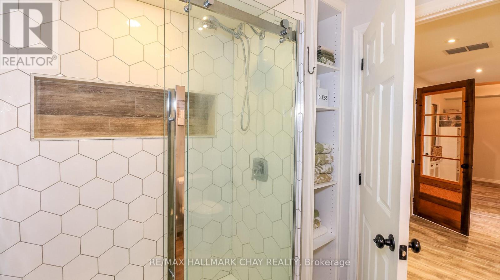 2281 SCYTHES STREET - 33