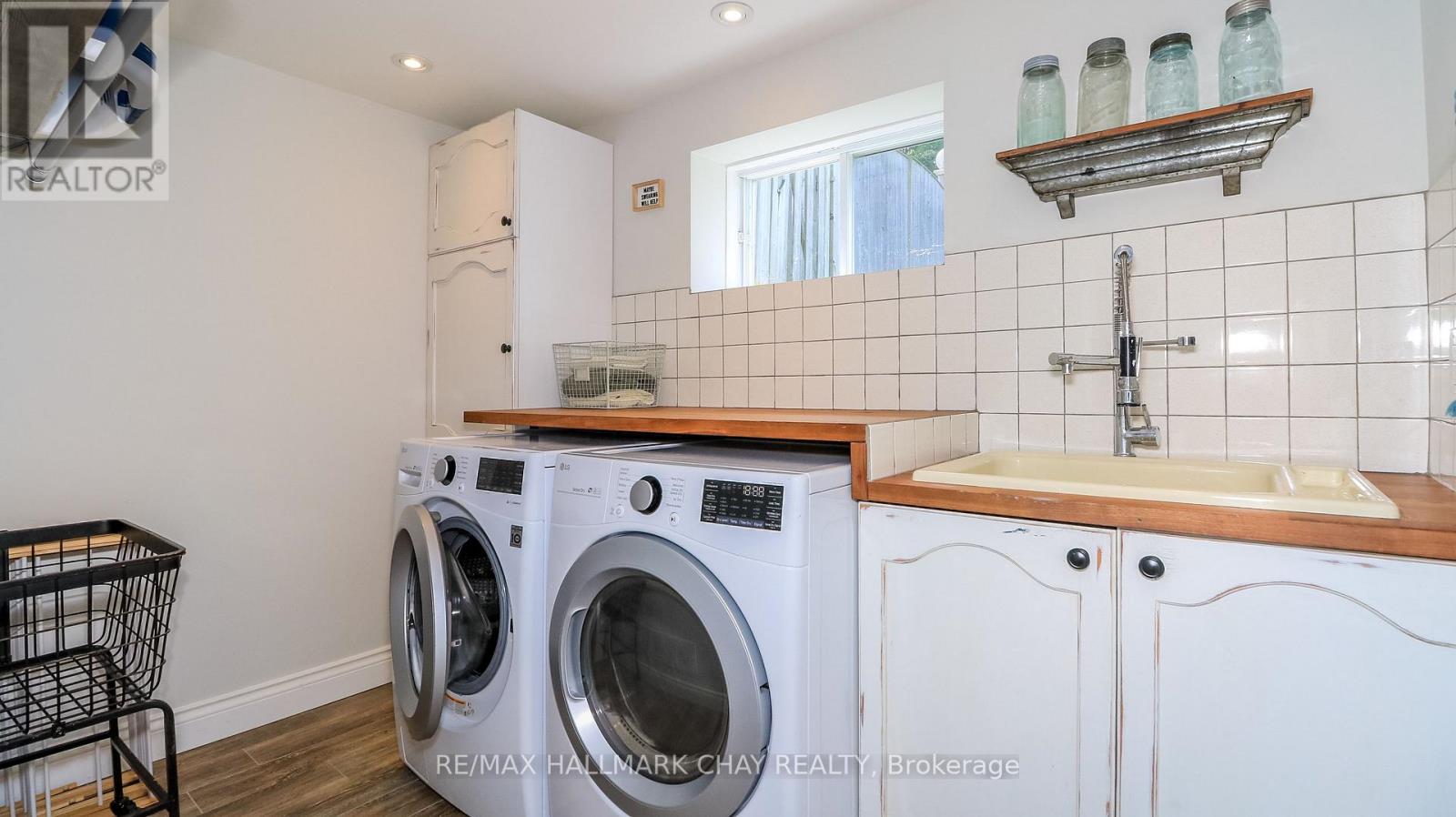 2281 SCYTHES STREET - 34