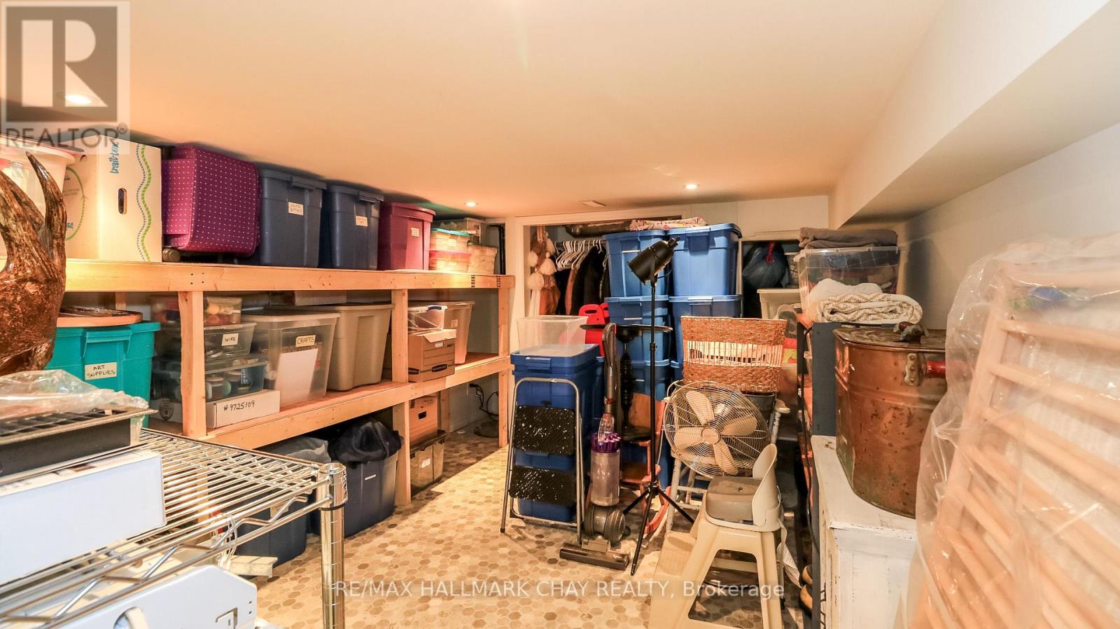 2281 SCYTHES STREET - 35
