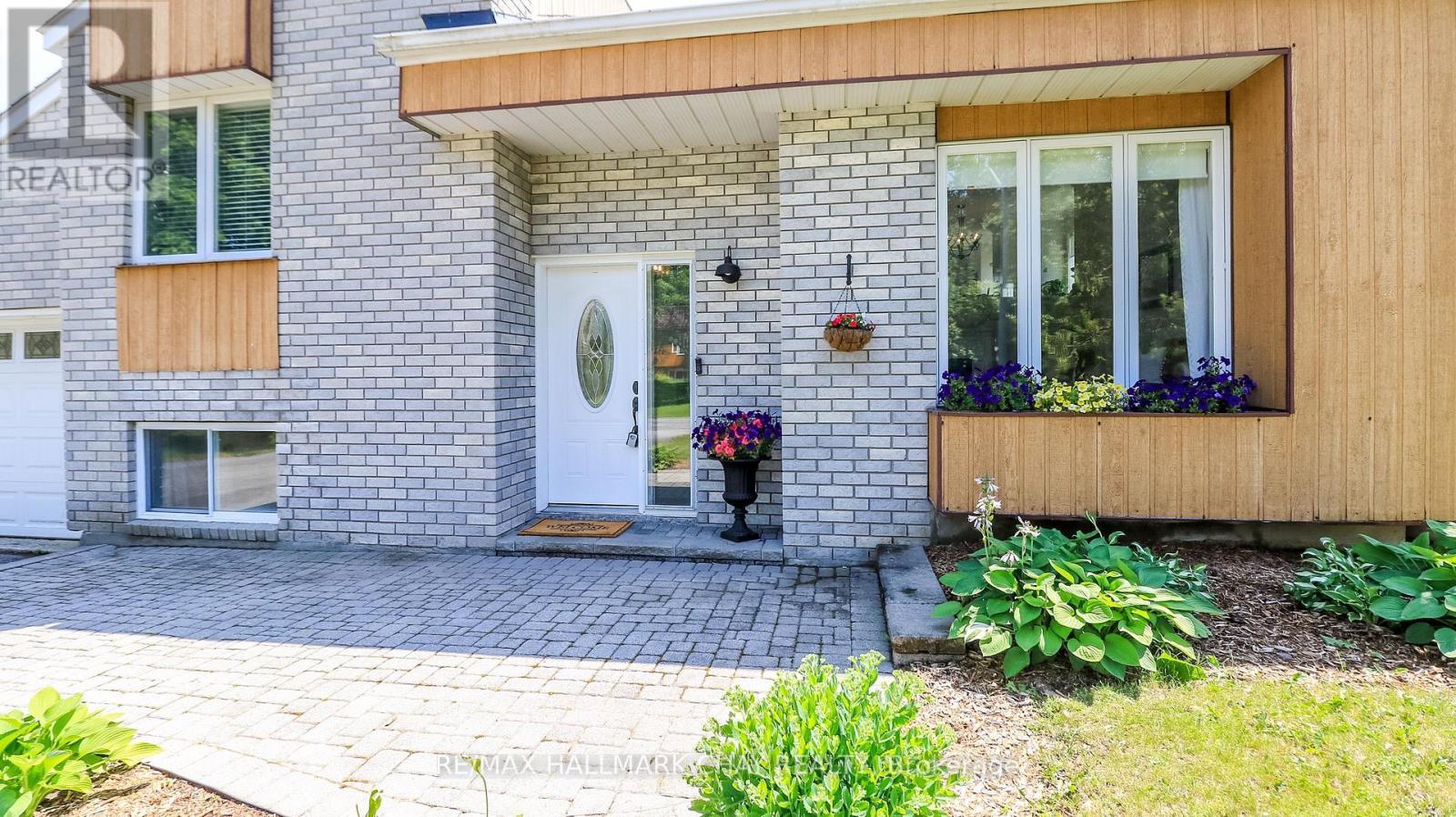 2281 SCYTHES STREET - 4