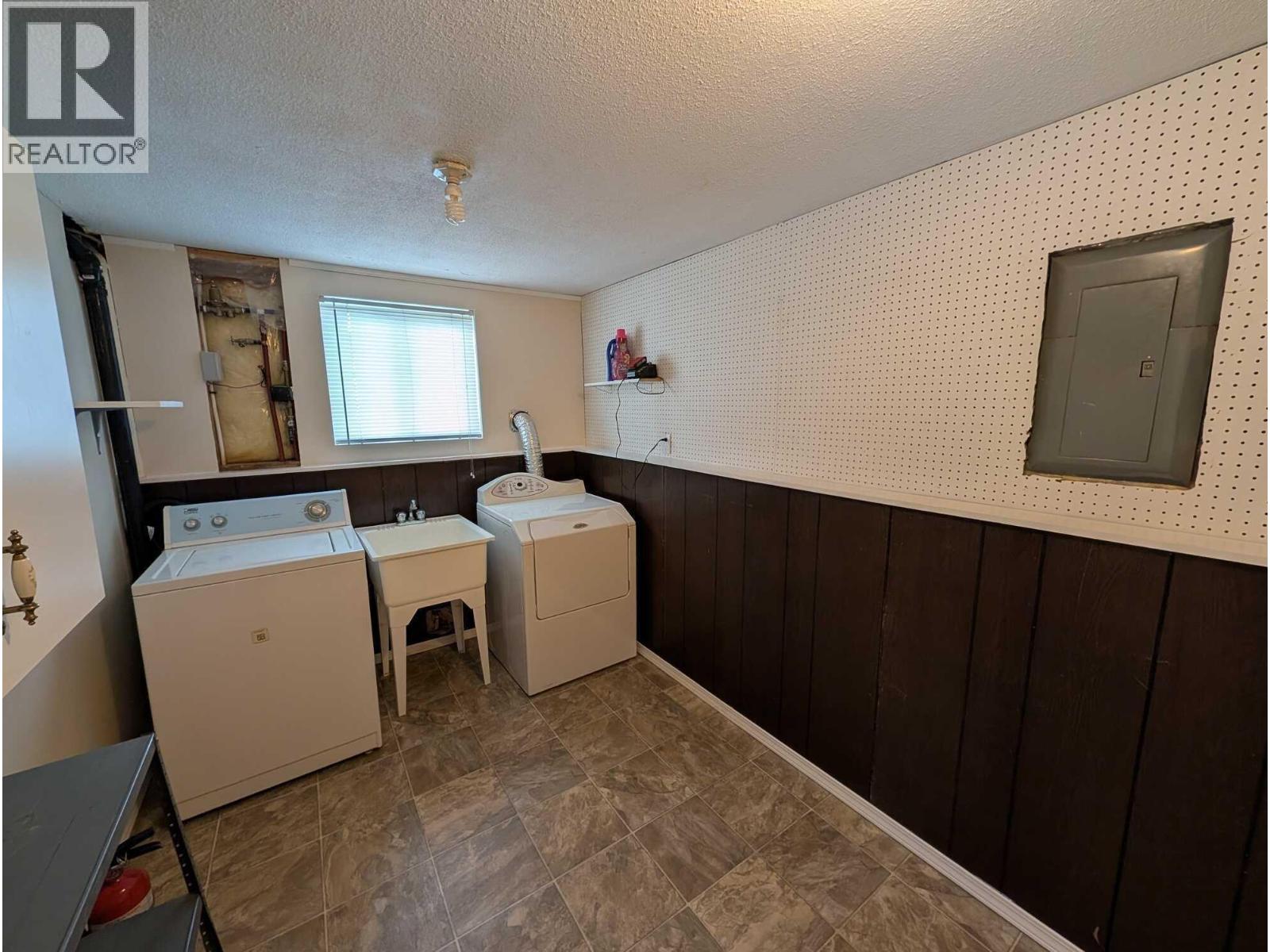 2551 Jackson Avenue - 20