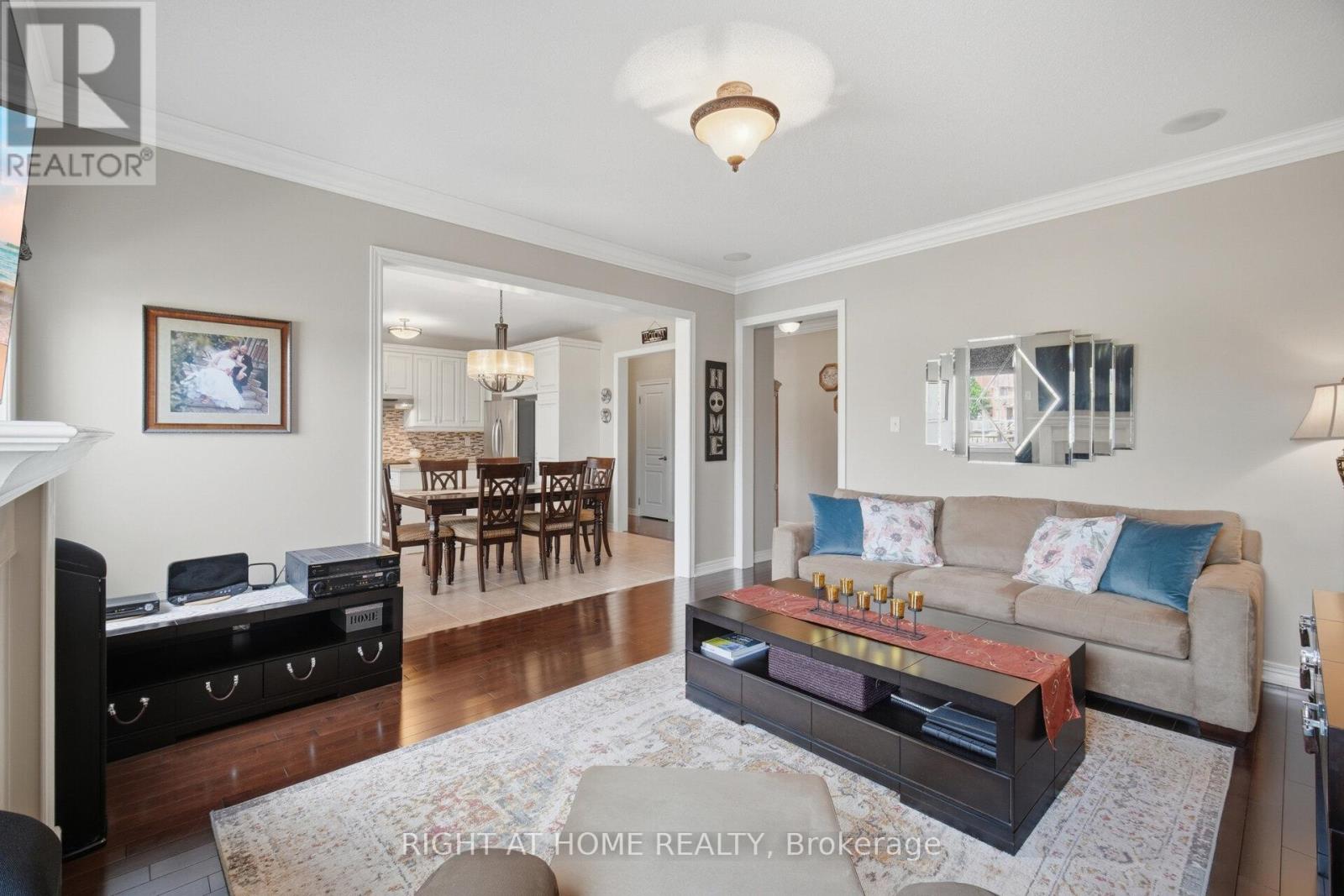 406 CHANDLER CRESCENT - 15