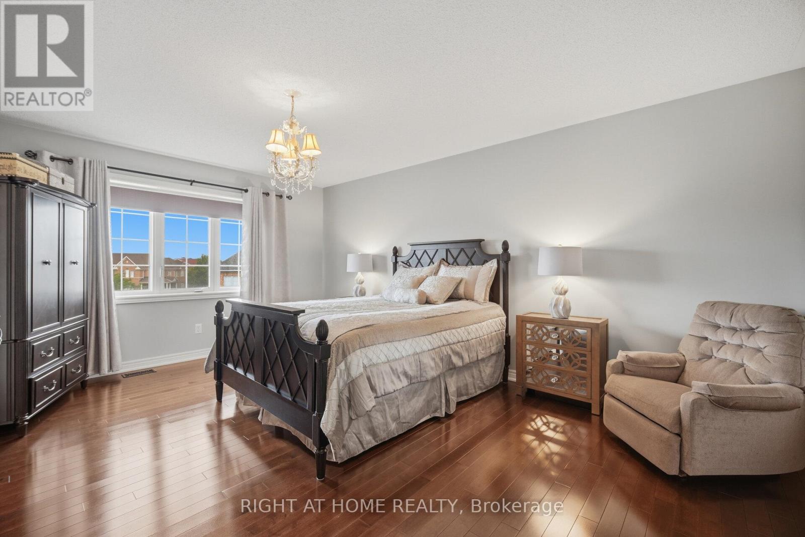 406 CHANDLER CRESCENT - 18