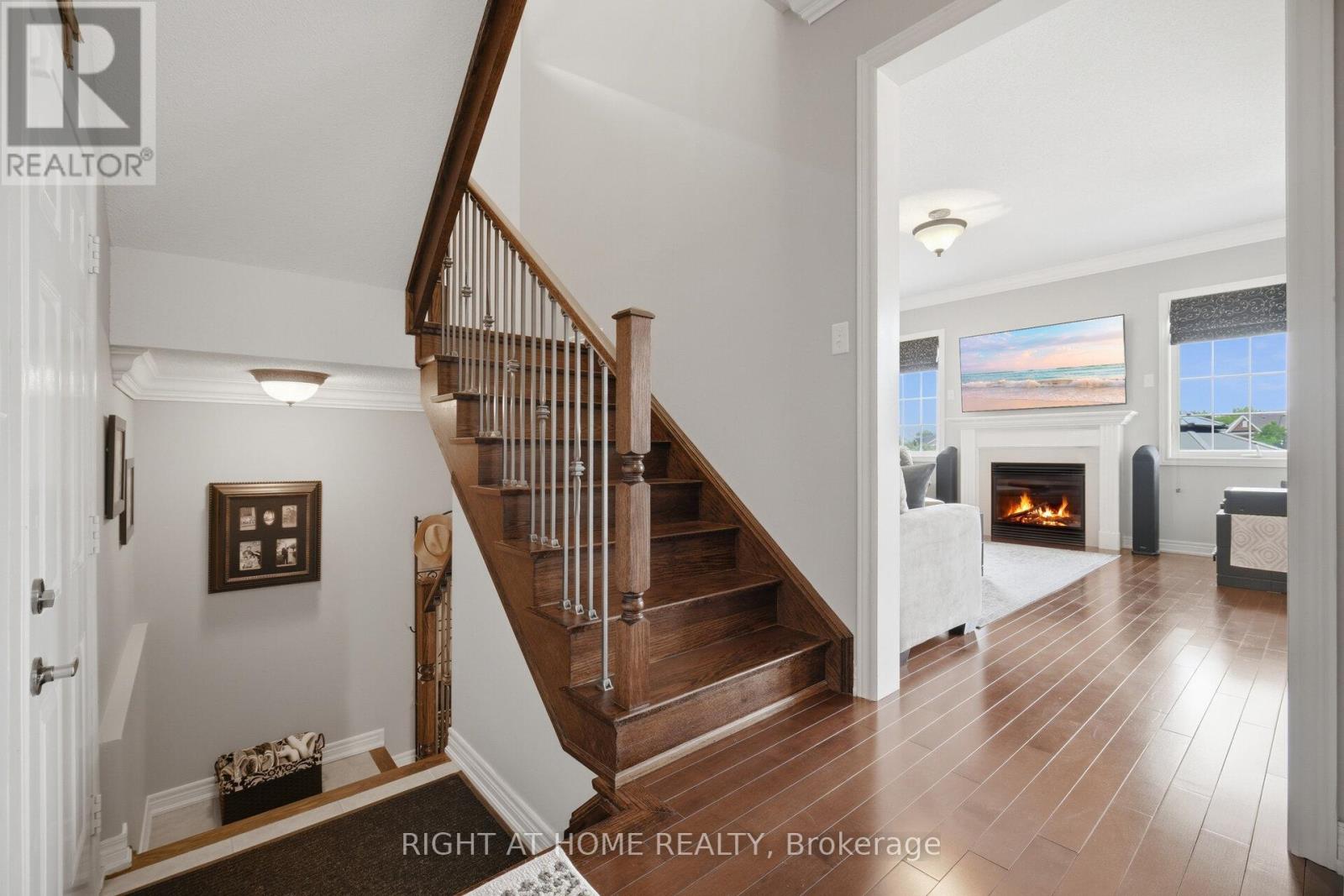 406 CHANDLER CRESCENT - 25