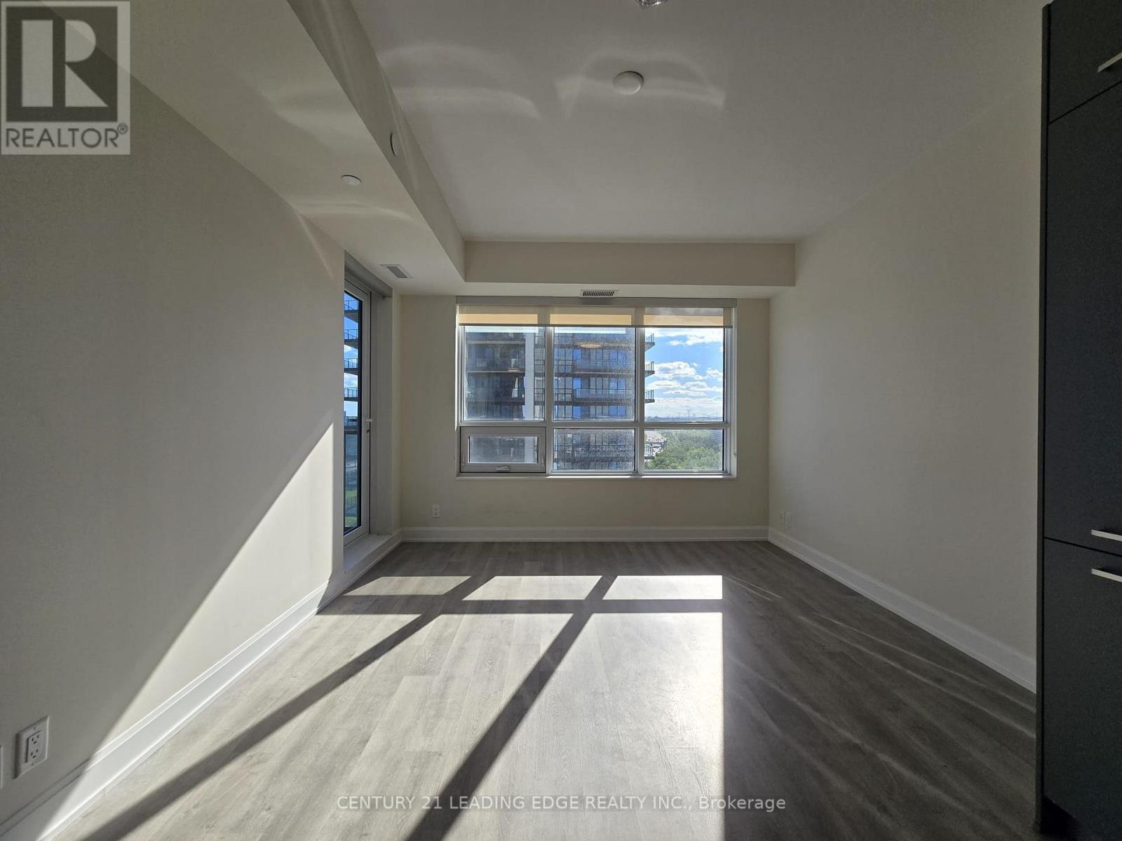 #1811 38 GANDHI LANE - 6