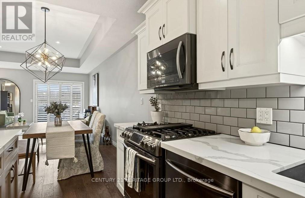 67 MACNEIL COURT - 17