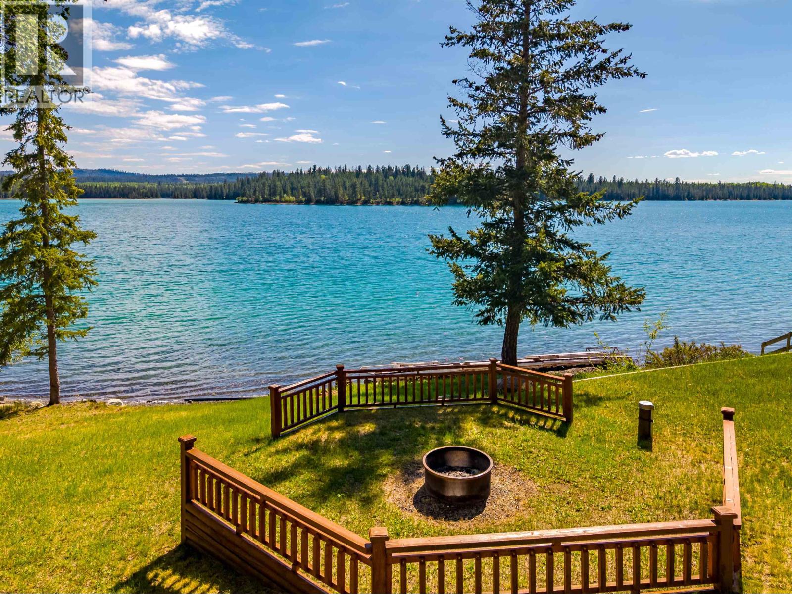6410 FOX CRESCENT - 26