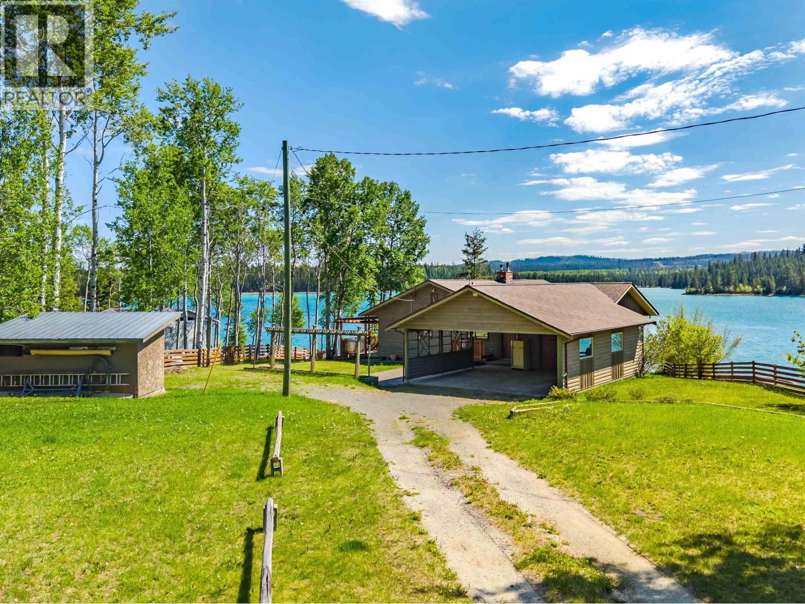 6410 FOX CRESCENT - 27