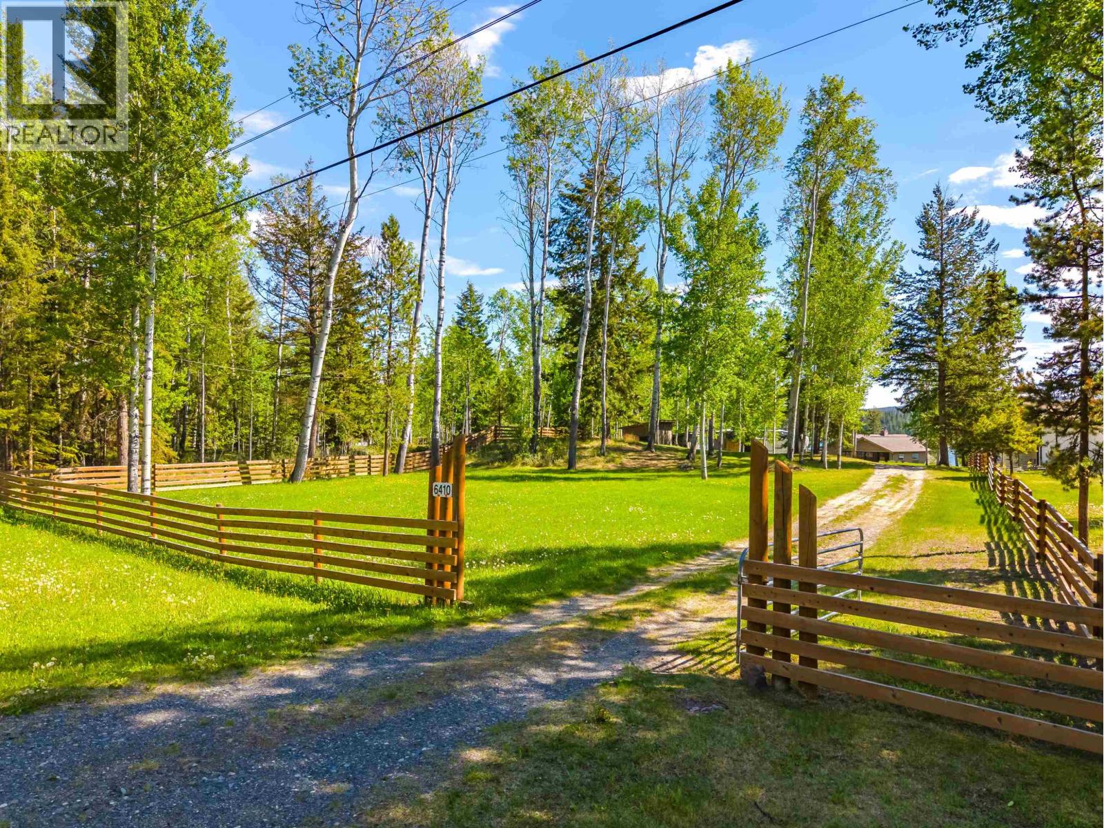 6410 FOX CRESCENT - 32