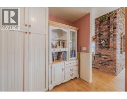 Workshop - 6410 Fox Crescent, Green Lake, BC V0K2K0 Photo 10