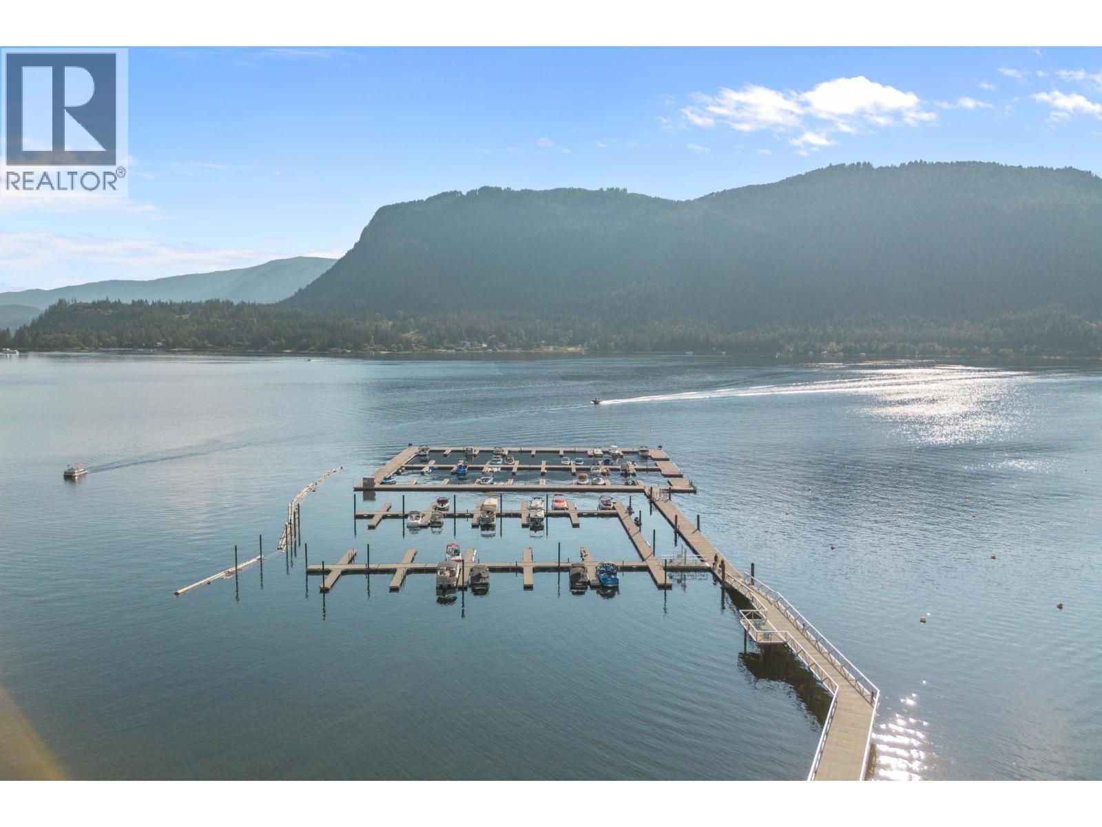 #703 326 Mara Lake Lane - 16