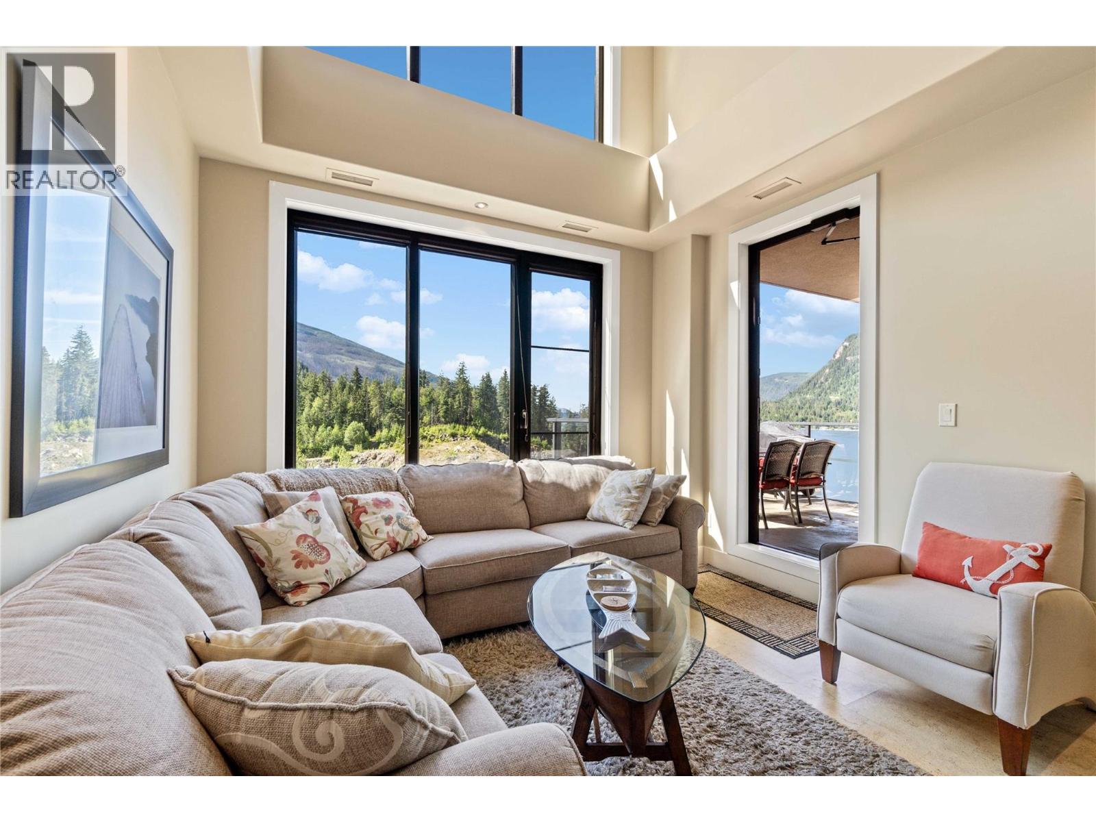 #703 326 Mara Lake Lane - 28