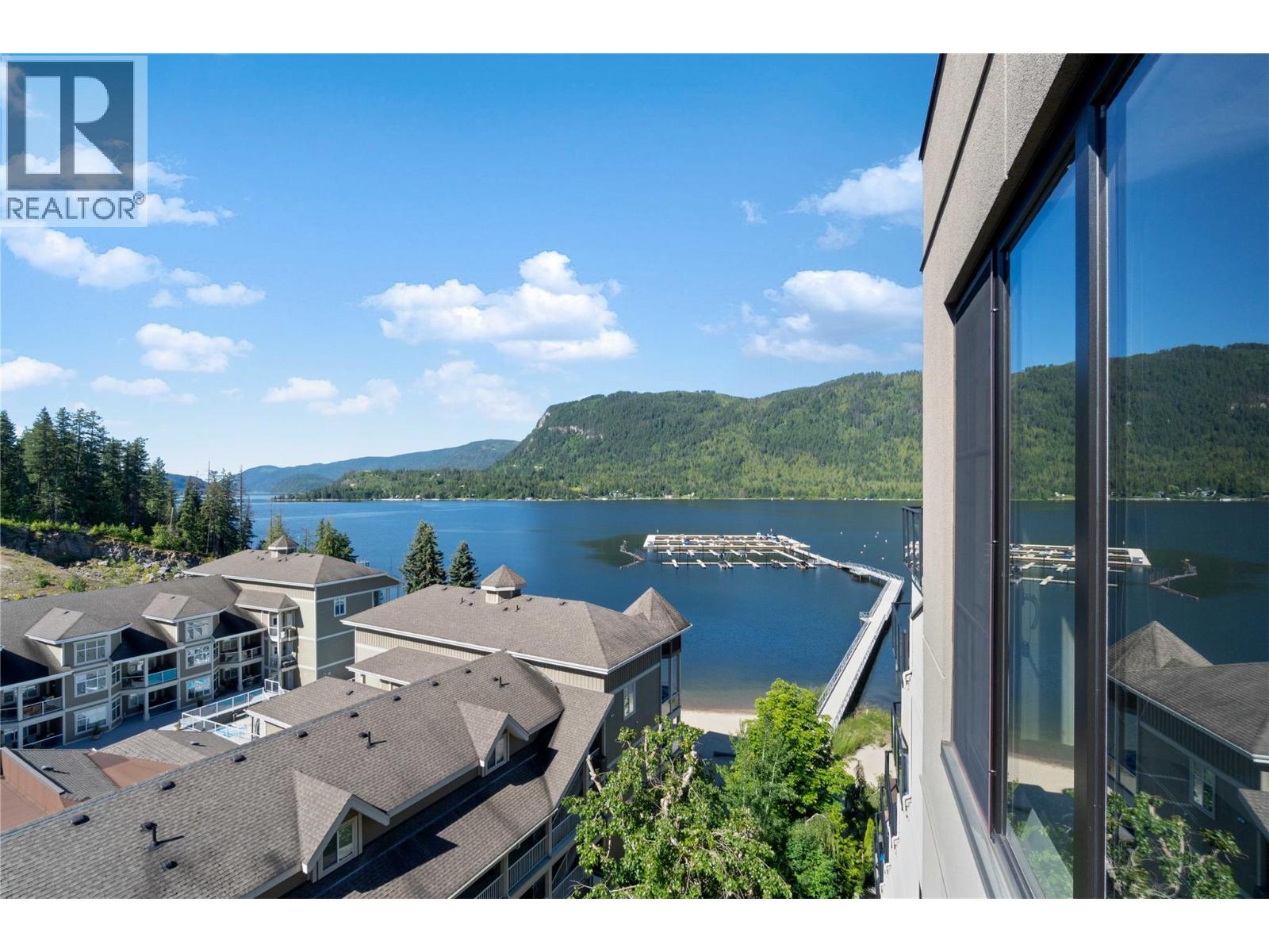 #703 326 Mara Lake Lane - 34
