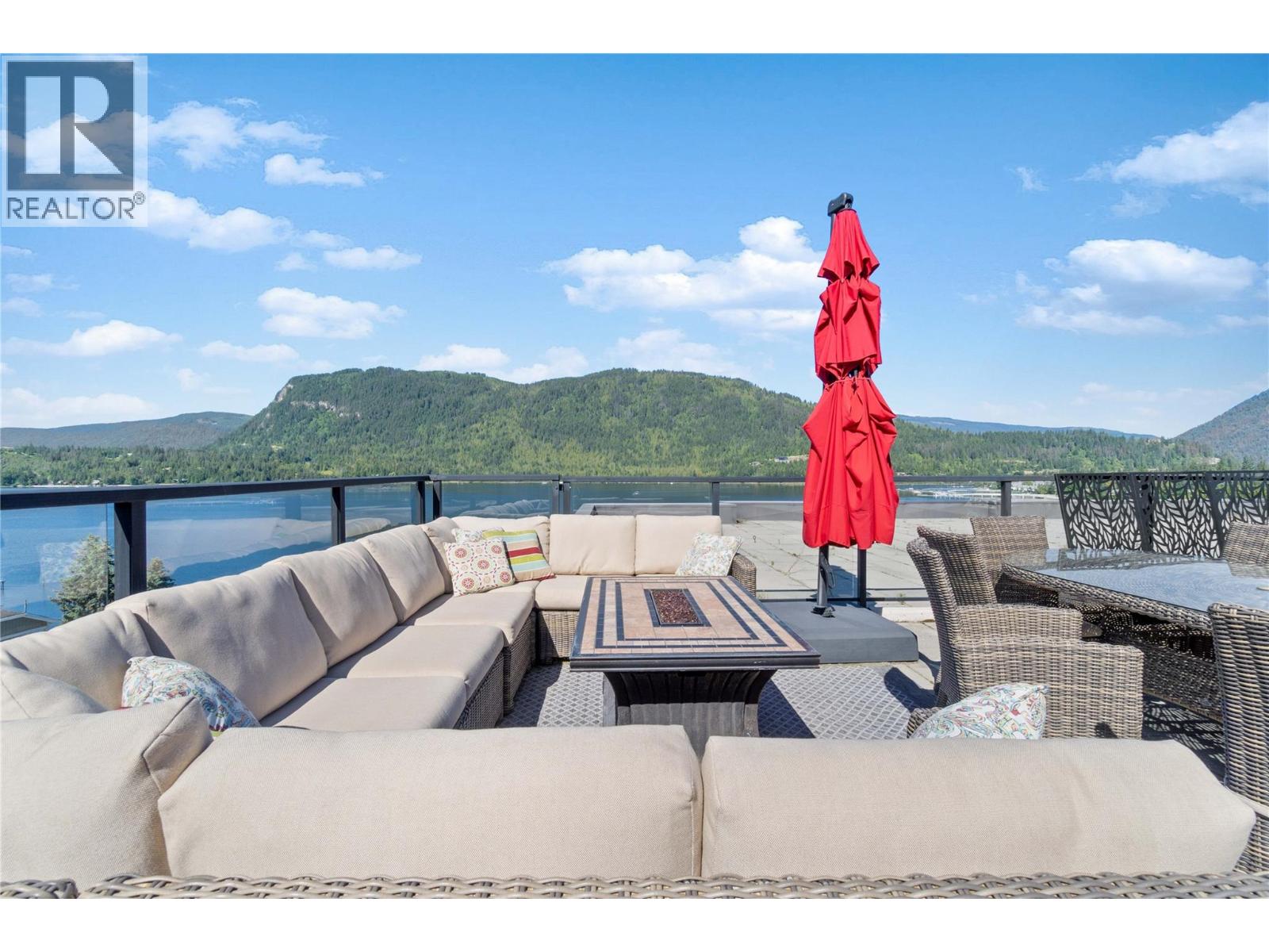 #703 326 Mara Lake Lane - 70