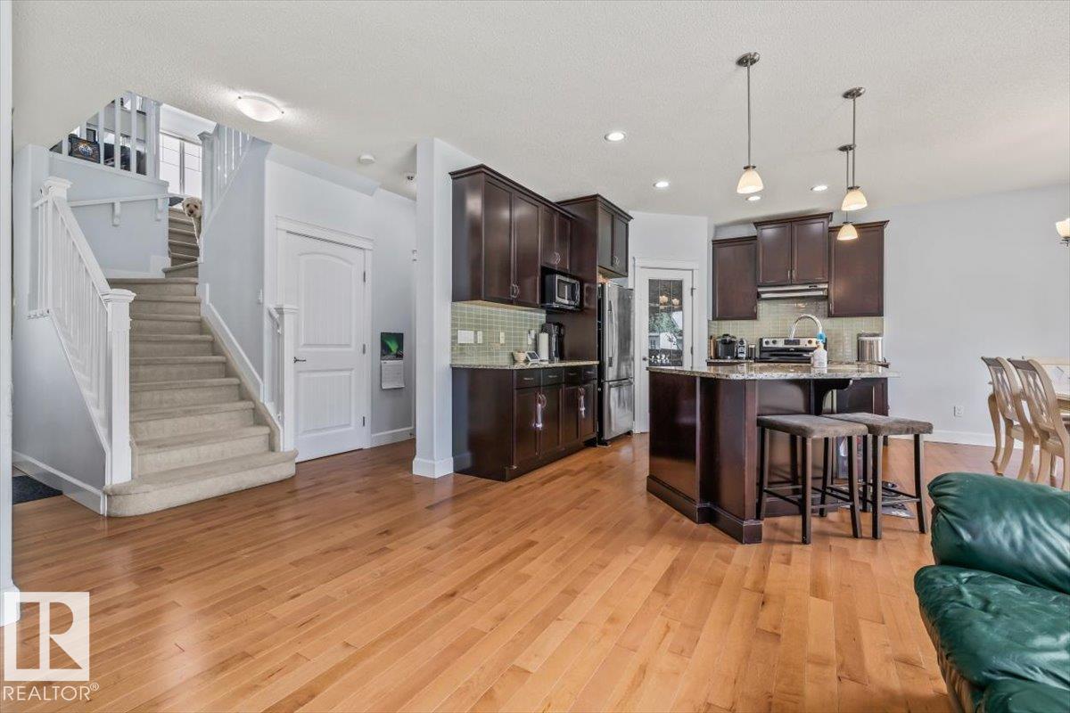 3082 WHITELAW DR NW - 13