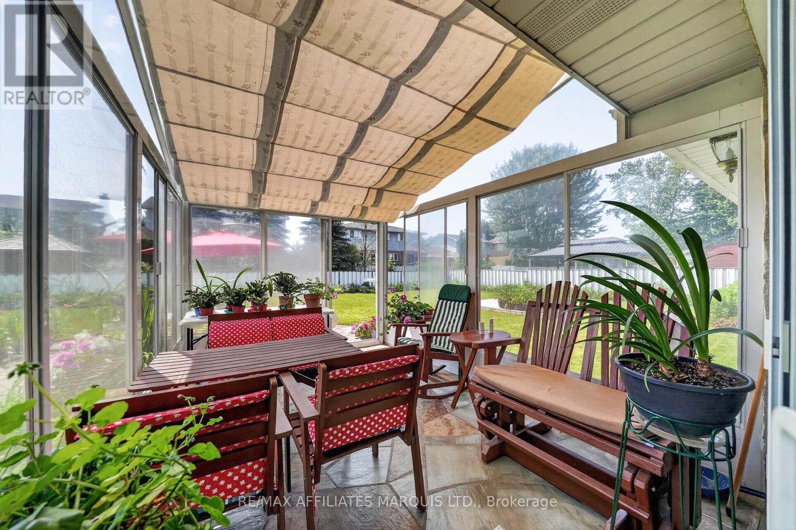 1920 BELVEDERE CRESCENT - Image 37