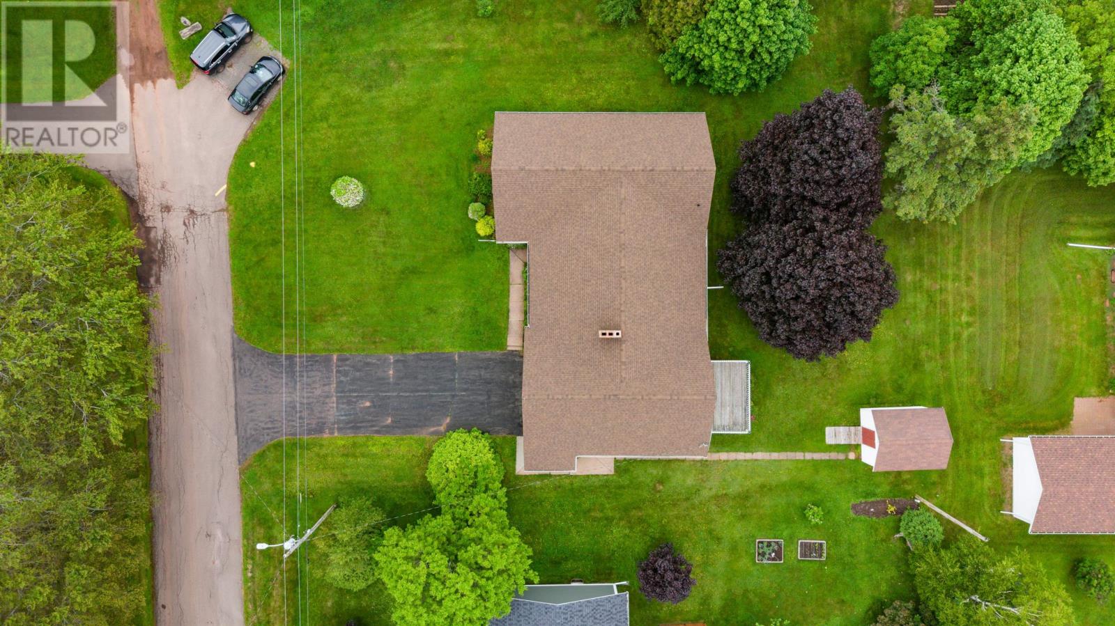 49 Birchwood Heights - 2