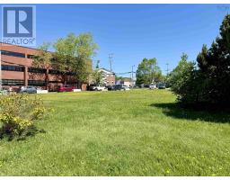 42/44 Havelock Street, Amherst, NS B4H3K1 Photo 15