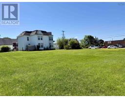 42/44 Havelock Street, Amherst, NS B4H3K1 Photo 18