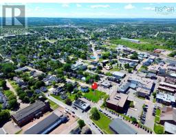 42/44 Havelock Street, Amherst, NS B4H3K1 Photo 6