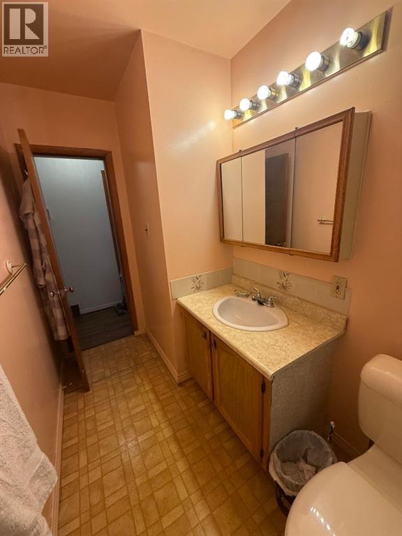 1815 19 Avenue S — photo 14