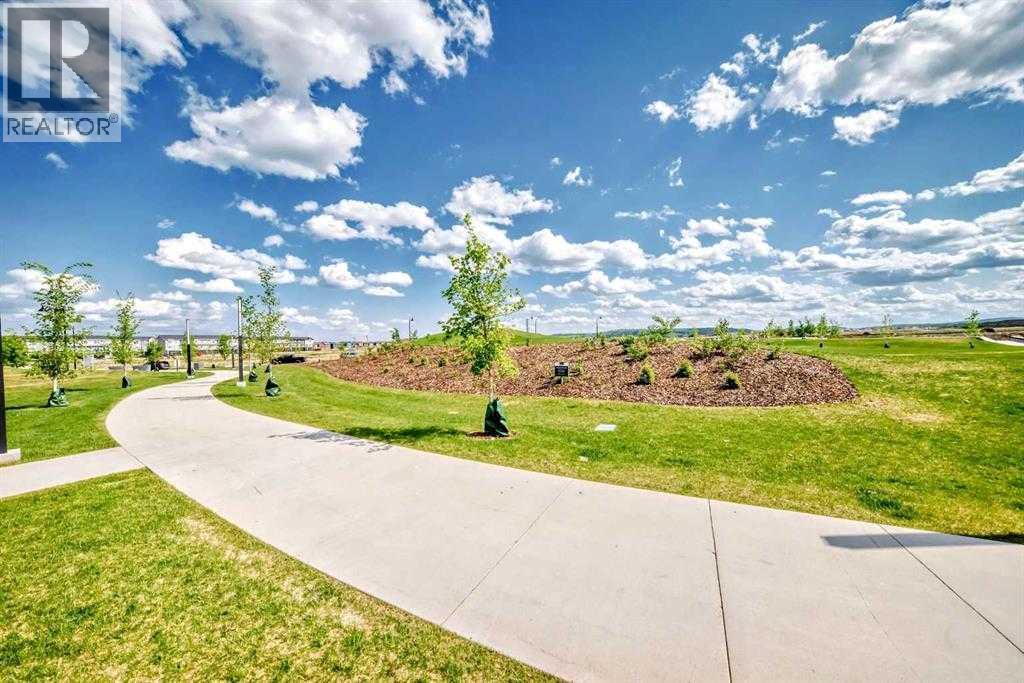 16 Yorkville Landing SW - 22