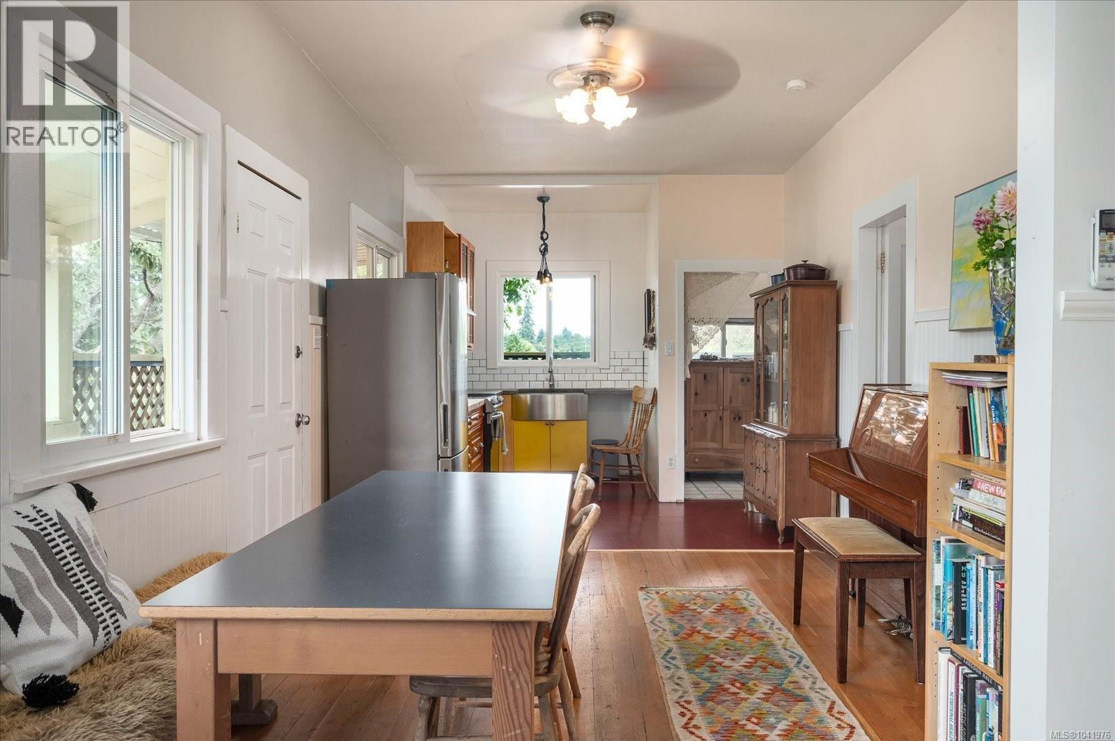 950 Bruce Ave - 11