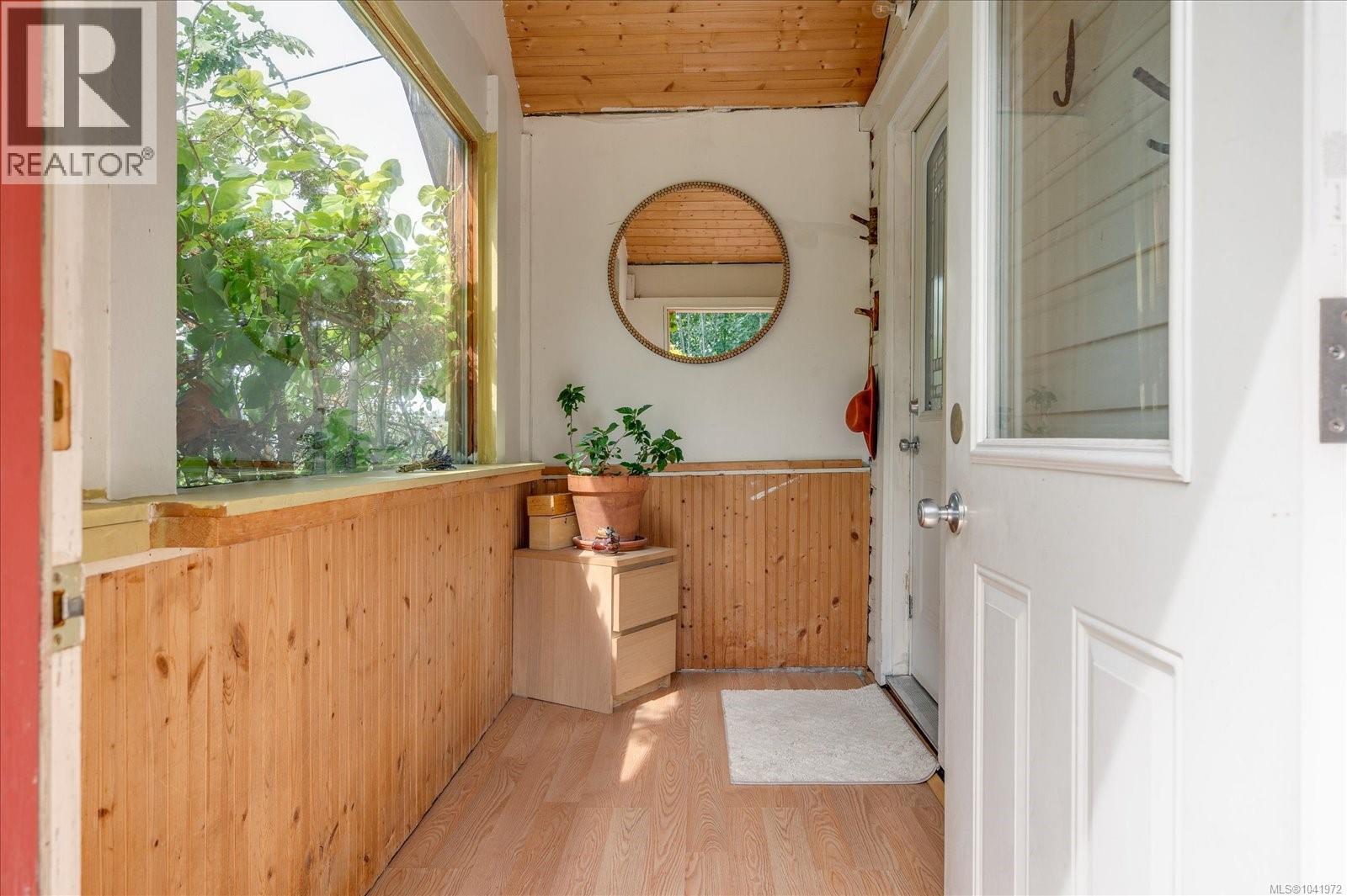 950 Bruce Ave - 10