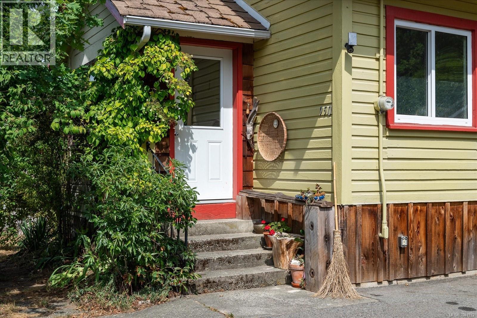 950 Bruce Ave - 9