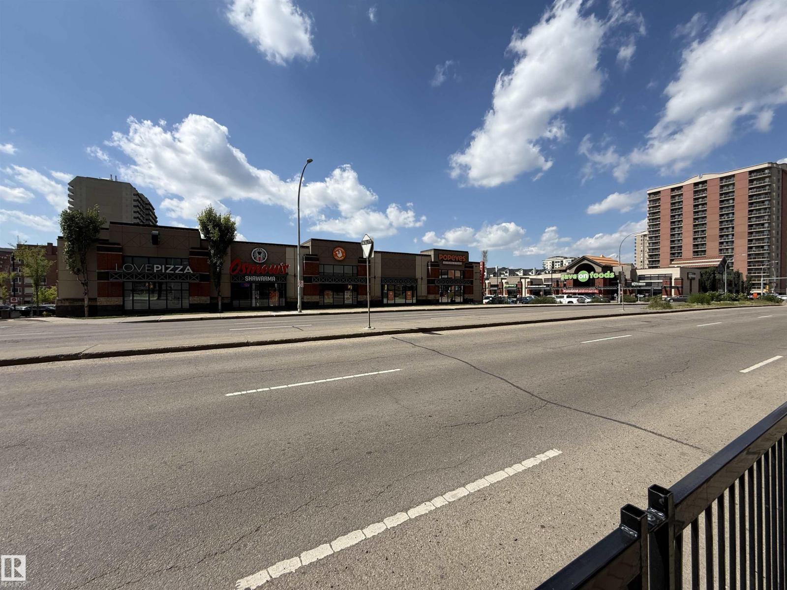 #409 10145 109 st NW - 27