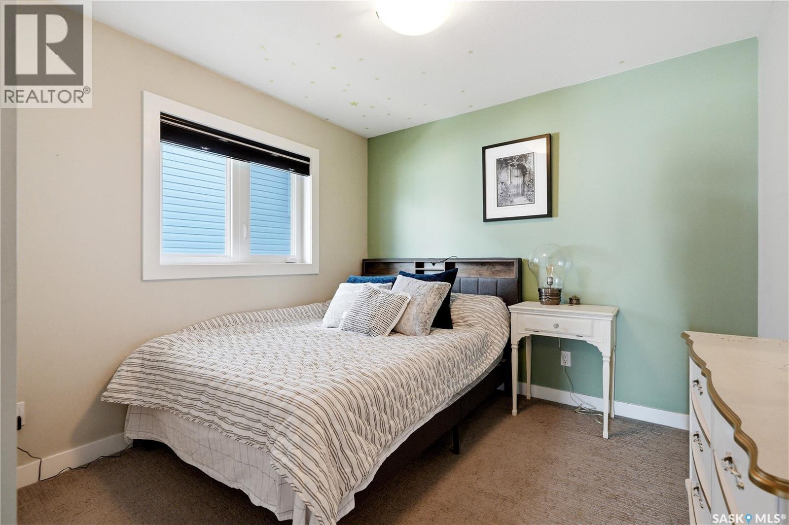 450 Bentley COURT — photo 22