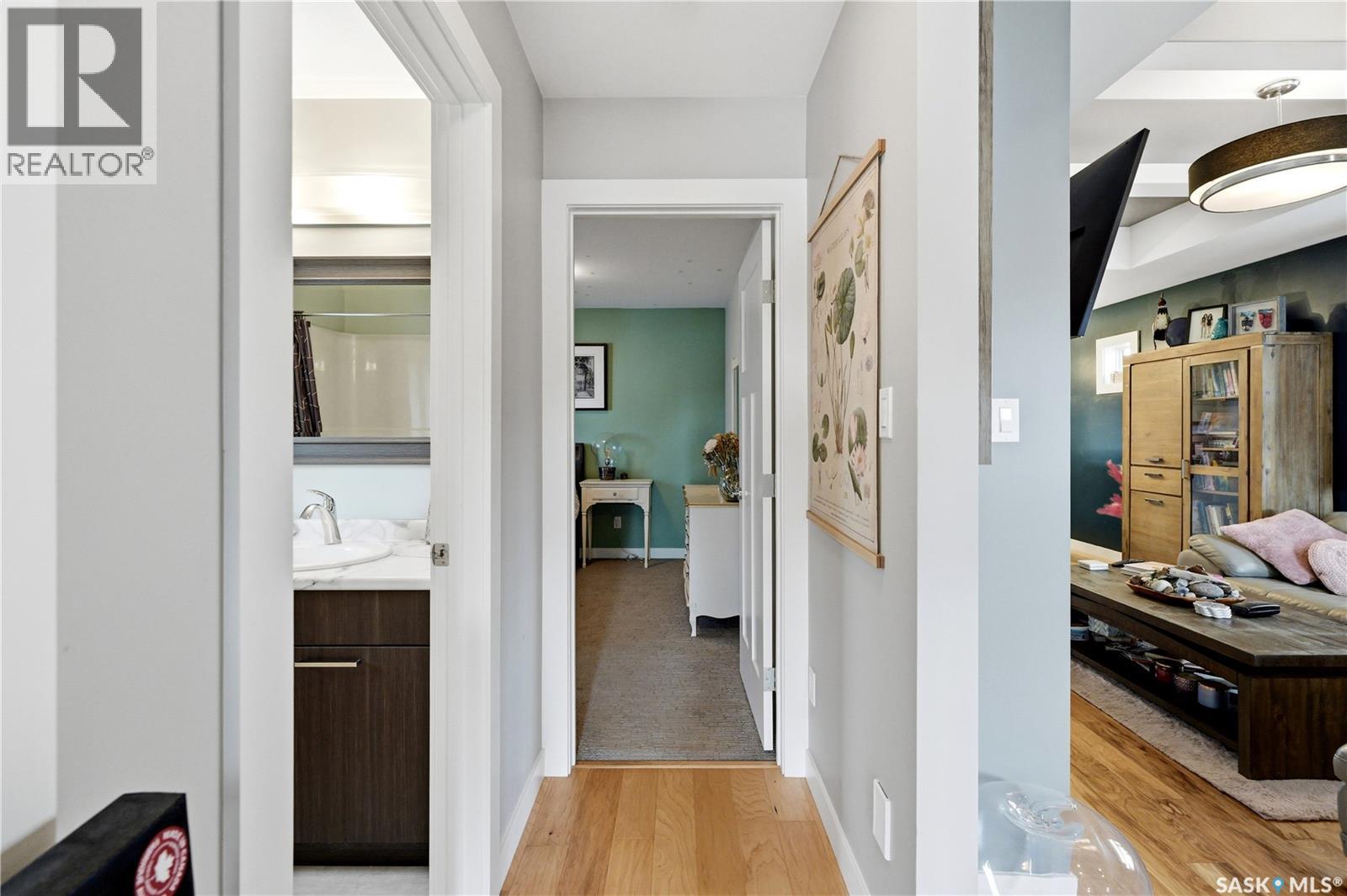 450 Bentley COURT — photo 25