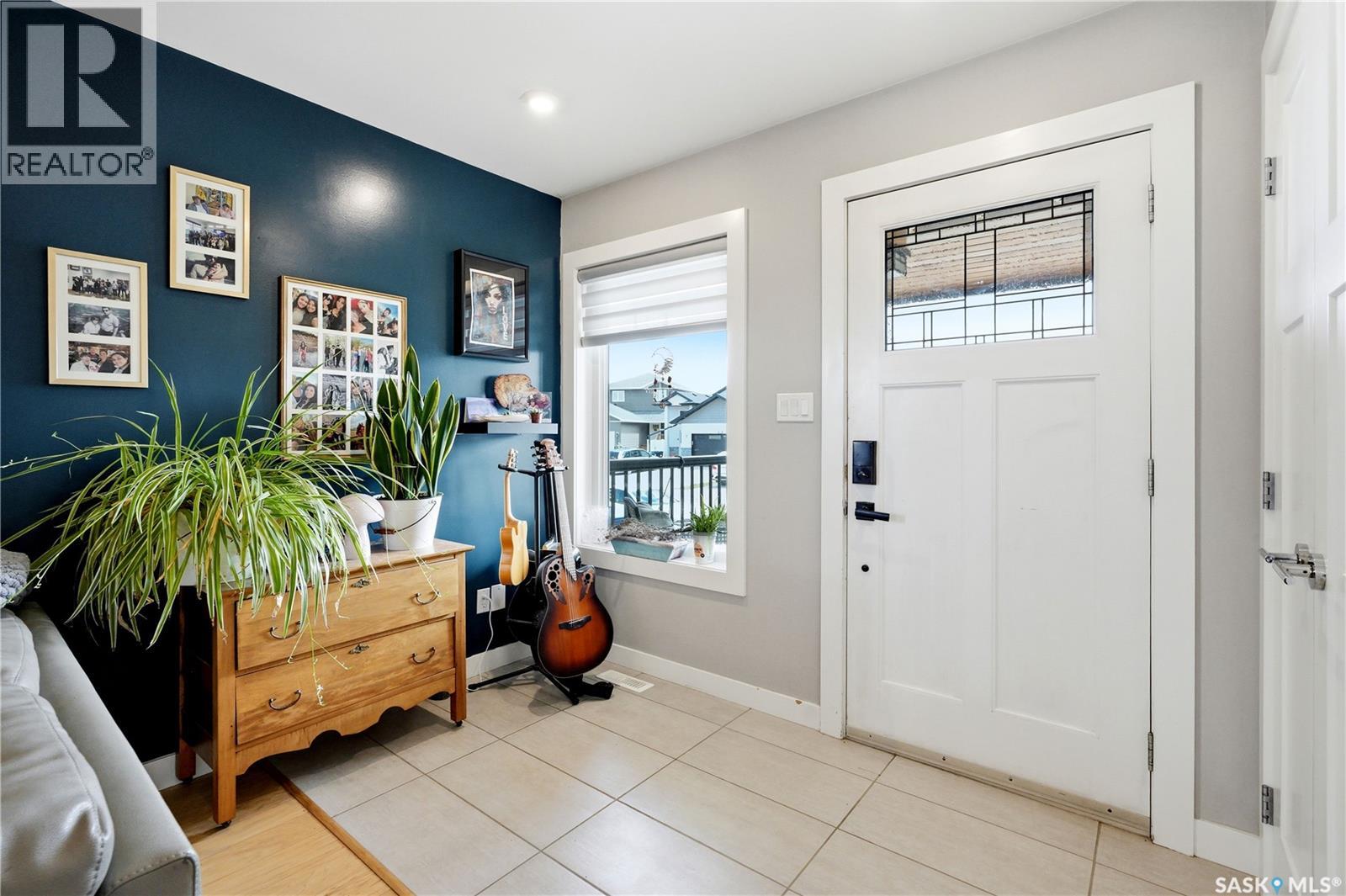 450 Bentley COURT - photo 3