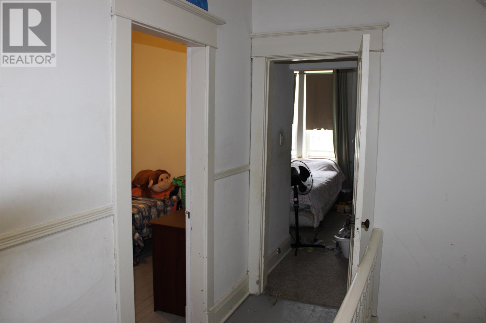 221 Francis St W - 18