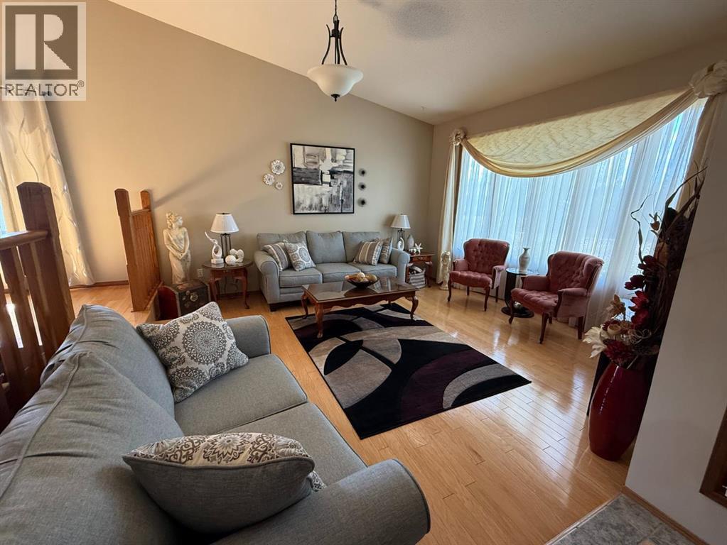 11 Virginia Avenue - 13