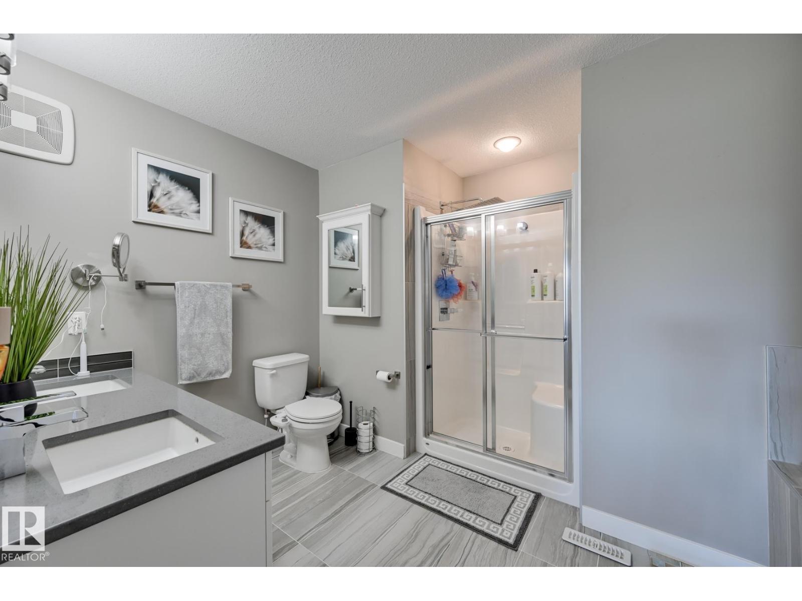 101 HILLDOWNS DR — photo 39