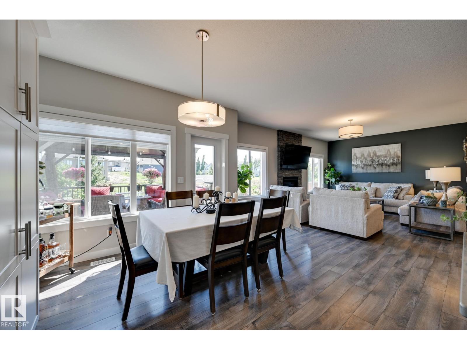 101 HILLDOWNS DR — photo 27